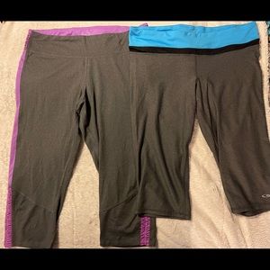 2 pair - Champion brand - workout Capri pants - Size XXL